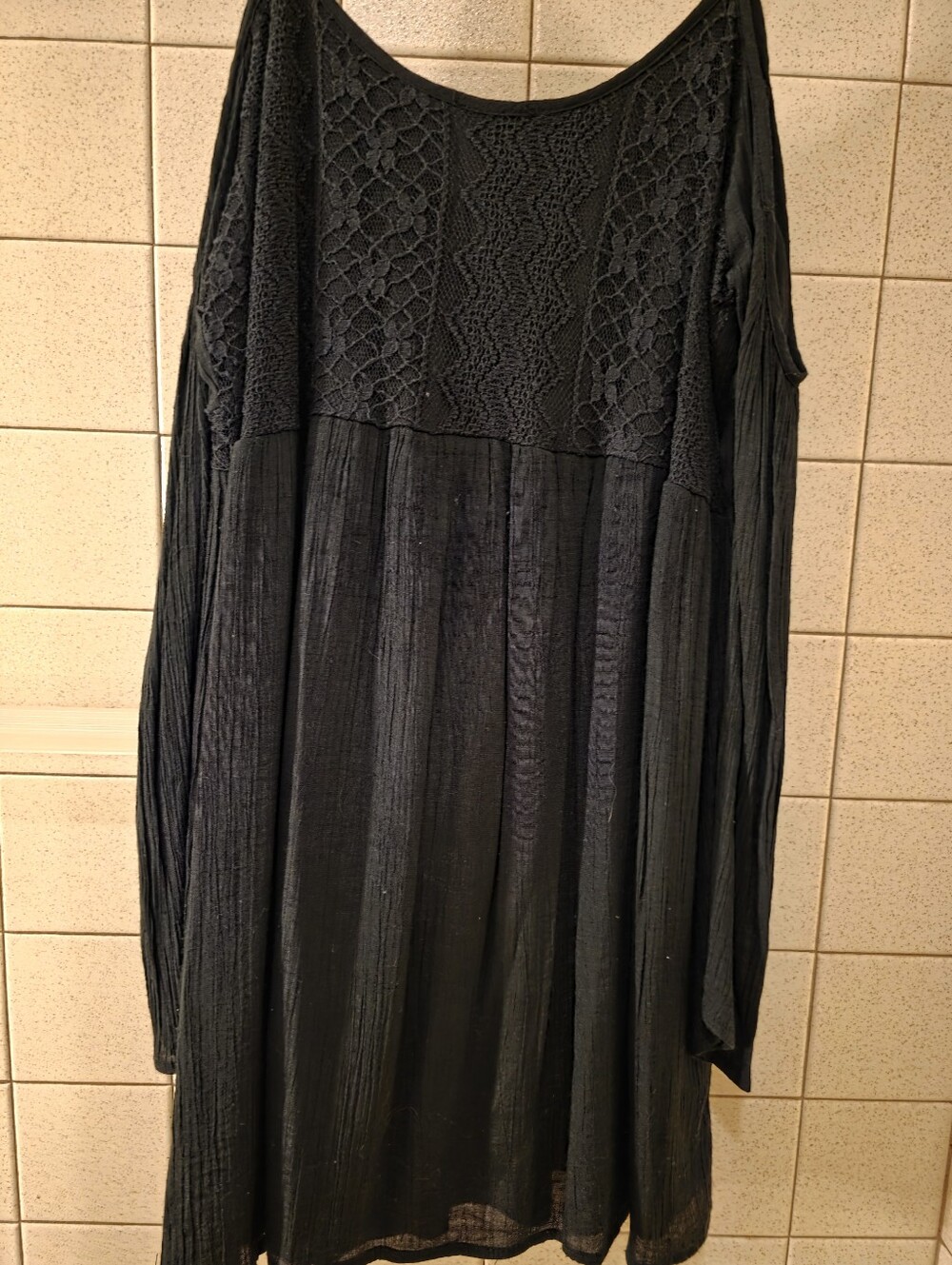 QUINN  Black Long Sleeve Crochet Yoke Tunic Dress